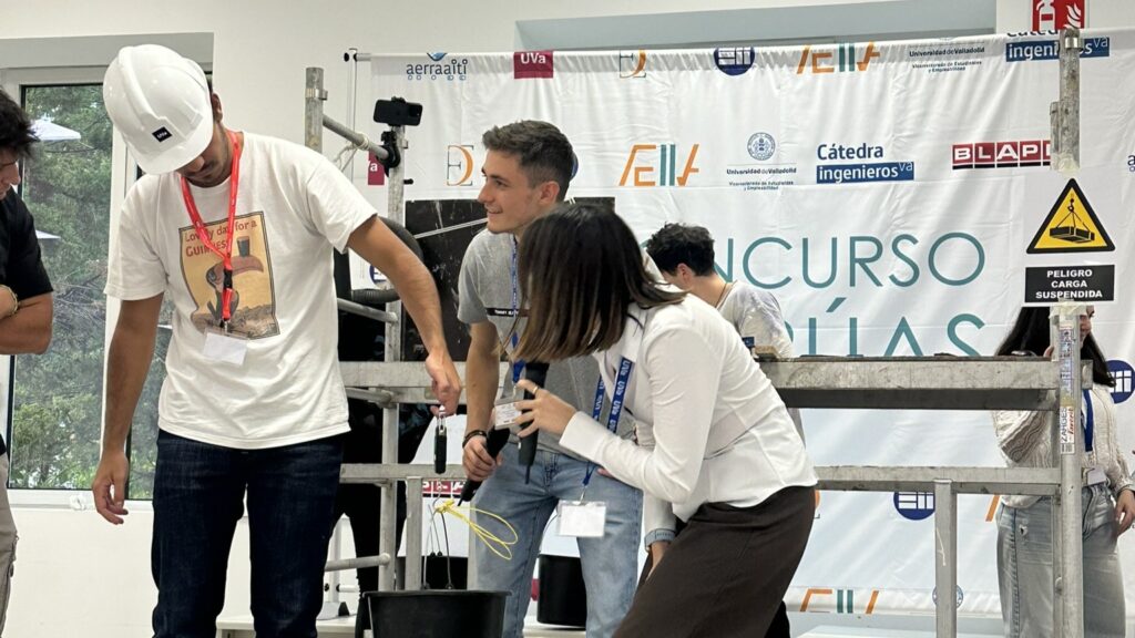 Ingenio, trabajo en equipo y mucha emoción en el X Concurso de Grúas de la Eii UVa