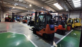 Carretillas Mayor recibe a los colegiados de ingenierosVA y les muestra su sistema de seguridad antiatropello