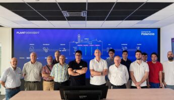Los colegiados conocen los procesos de fabricación de la factoría de Renault en Palencia